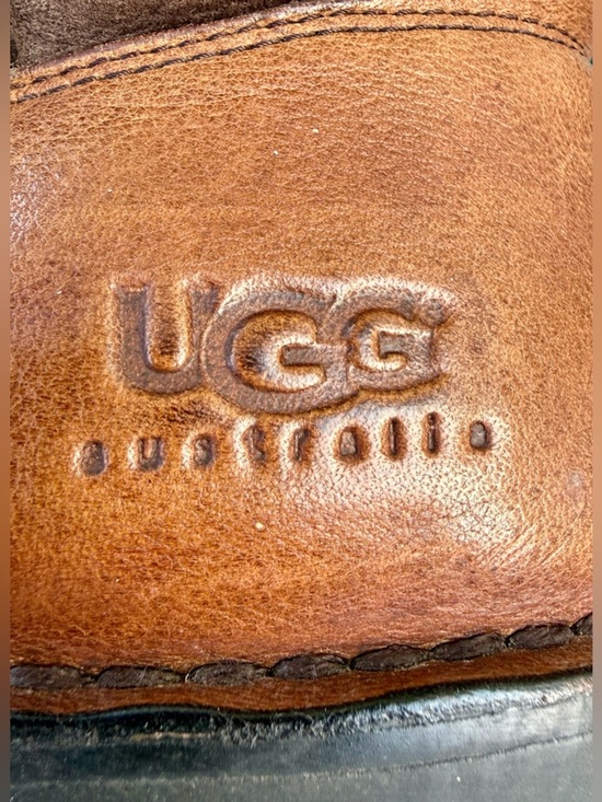 ? UGG Australia Beacon Men’s Brown Leather Sheepskin Boots Sz 11
